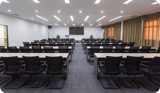 Комната для переговоров